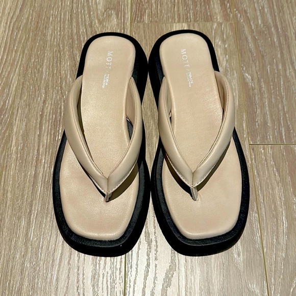 Platform Sandals Size 37 - Picture 1 of 3